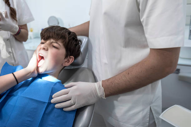 Best Emergency Tooth Extraction in Palmyra, IN